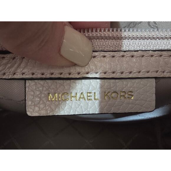 Michael Kors Abbey Medium Pebbled Leather Backpack Soft Pink - Picture 10 of 14